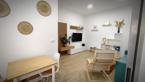 TV and multimedia, Living room, Dining area