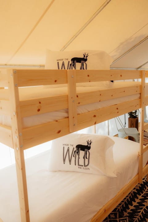 Bed, bunk bed