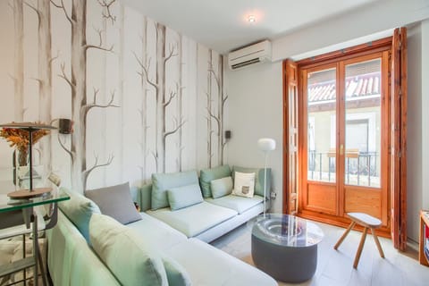 Living room, Lounge or bar