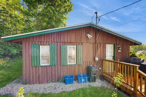Property building, Day