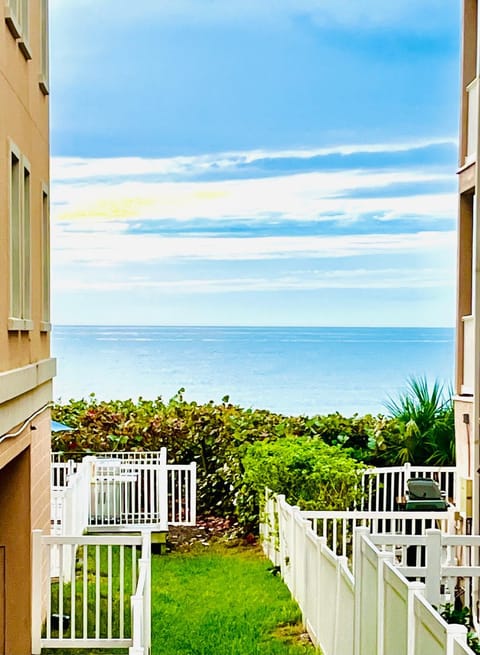 View (from property/room), Balcony/Terrace, Sea view