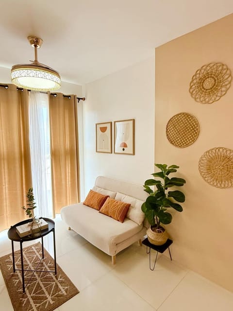 Bed, Living room, Seating area