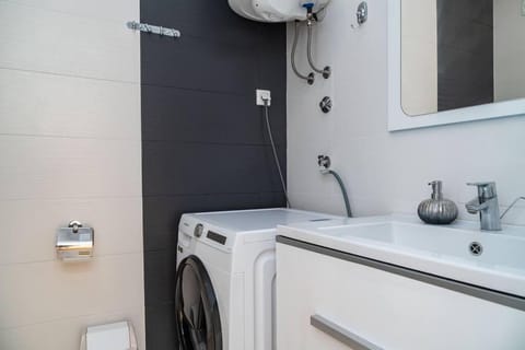 Marea apartments next to the beach Apartment in Novalja