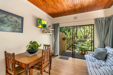 VB Escape Apartment in Knysna