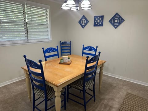 Little House by the Lake House in Reed Creek