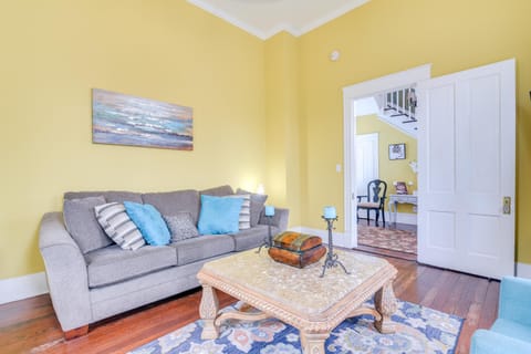 Less Than 1 Mi to Porretto Beach! Family Coastal Retreat House in Texas City