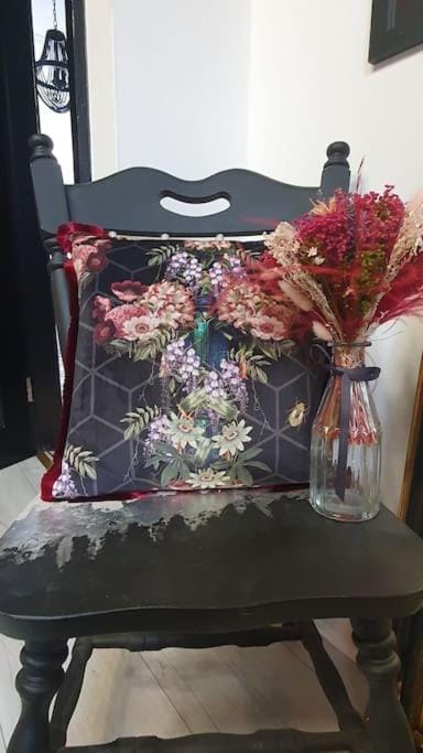 Designer 4-Bed Home in the Heart of Belfast House in Belfast