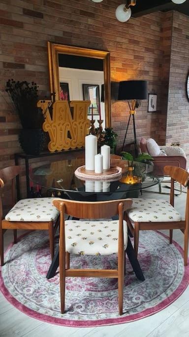 Designer 4-Bed Home in the Heart of Belfast House in Belfast