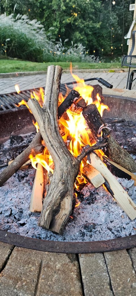 Trickling Waters Retreat Nature lodge in Iowa