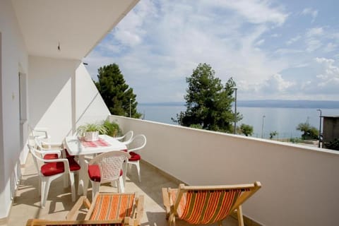 Bigger group Apt next to the beach Apartment in Split-Dalmatia County