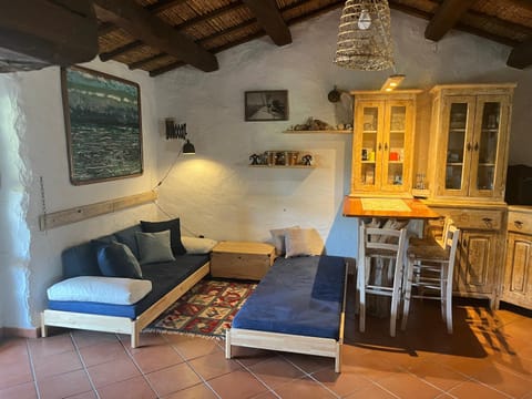 Stazzo Casa Bianco Fly House in Sardinia