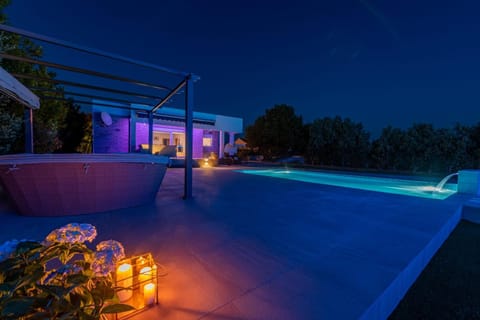 Kuća za odmor Dora Villa in Šibenik-Knin County, Croatia