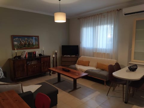 3 STEPS Apartment in Alexandroupoli