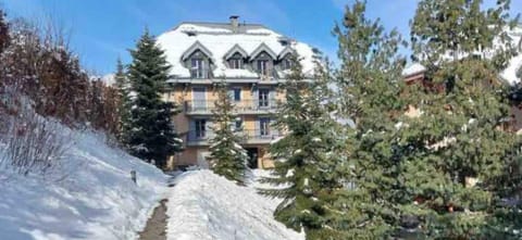 Property building, Winter