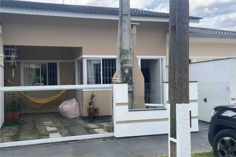 Patio, Parking