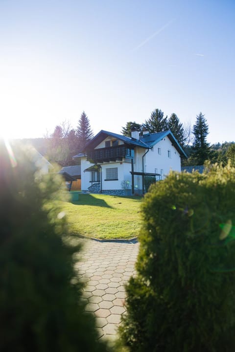 Property building, Day, Garden, Garden view