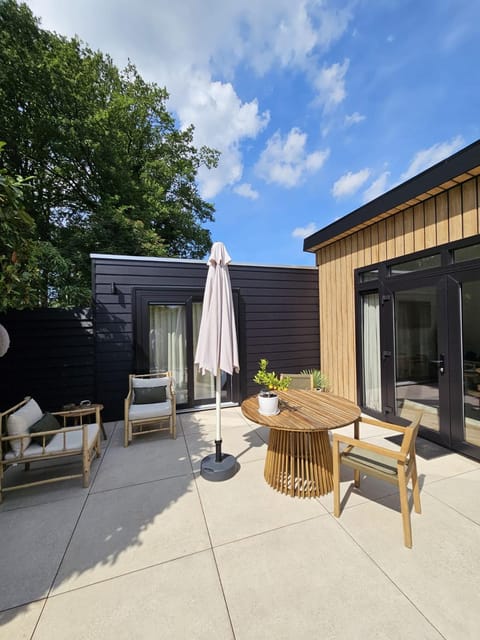 Garden, Balcony/Terrace, Cycling, Parking, furniture