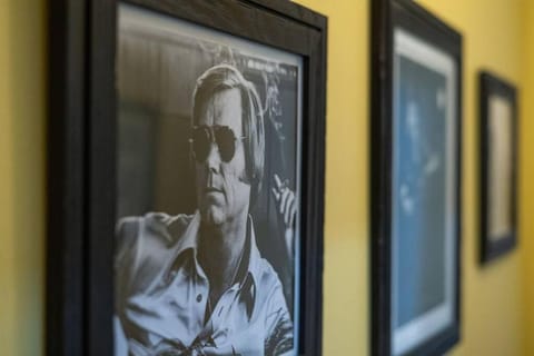 Hillside Hot Tub Hideaway! King Bed / Fire Pit House in Nashville