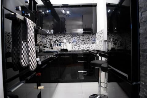 TV and multimedia, Kitchen or kitchenette