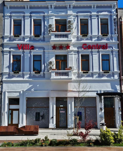 Property building, Facade/entrance