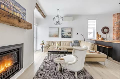 Living room, Seating area, River view, fireplace