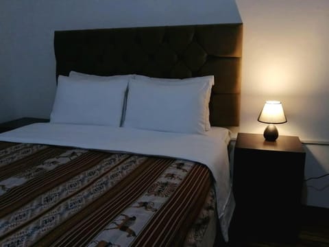 Bed, Night, Photo of the whole room