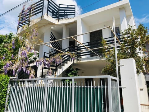 Property building, View (from property/room)