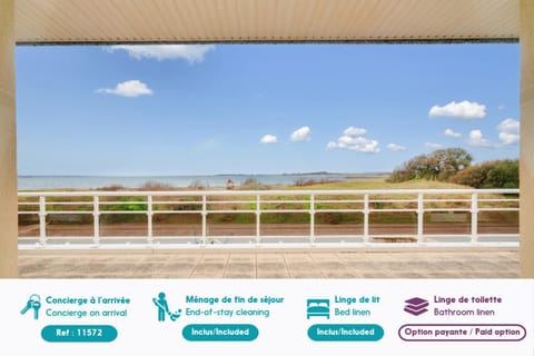 Grande maison vue mer au Guilvinec House in Finistere