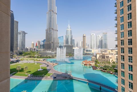 Nearby landmark, Day, City view, Lake view
