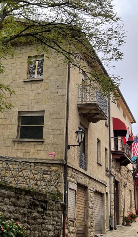 Property building, Street view