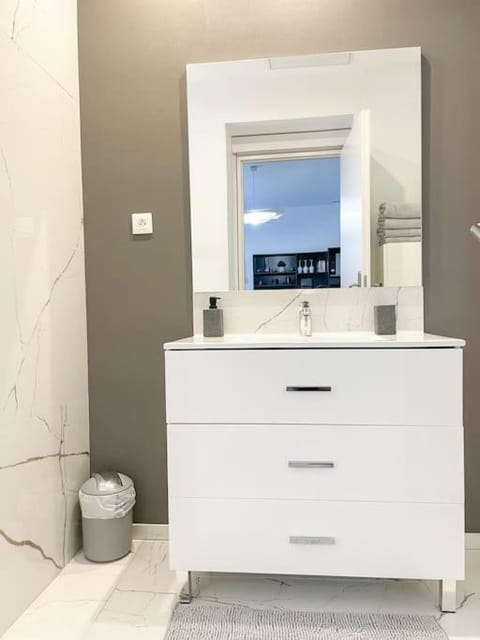 Studio Jungle N2 Apartment in Alençon