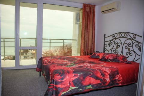 Апартаменти Дача Apartment in Varna