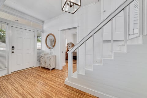 Orrell House House in Gulf Shores