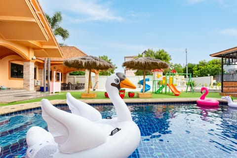 Day, Pool view, Swimming pool