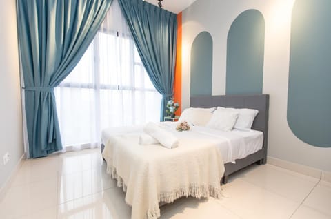 Bed, Bedroom, towels