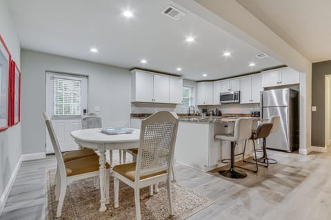 Updated Pensacola Home about 7 Mi to Beach! House in Pensacola