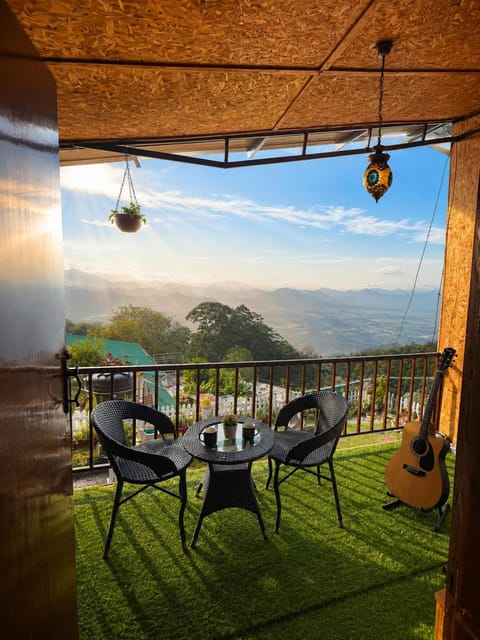 View (from property/room), View (from property/room), Balcony/Terrace
