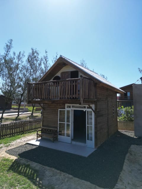 Property building, Day