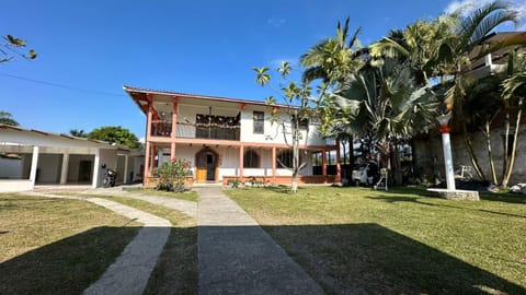 Property building, Day, Garden