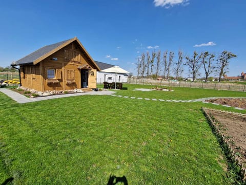 Domek rekreacyjny U Marcina Nature lodge in Pomeranian Voivodeship