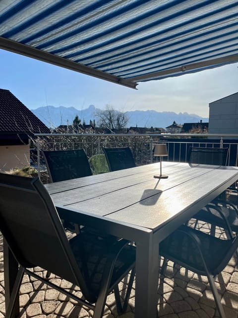 View (from property/room), Balcony/Terrace