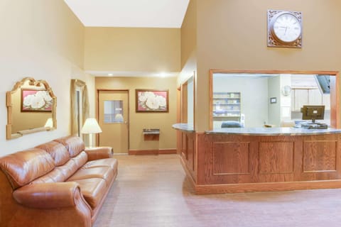 Lobby or reception, On site