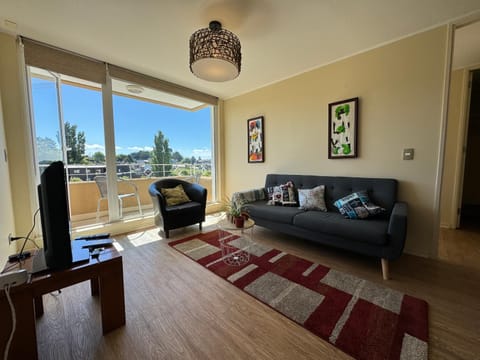 Communal lounge/ TV room, TV and multimedia, Living room