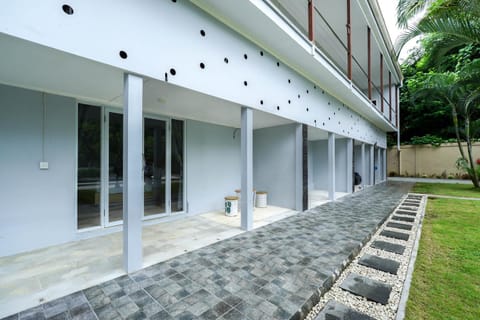 Property building, Garden