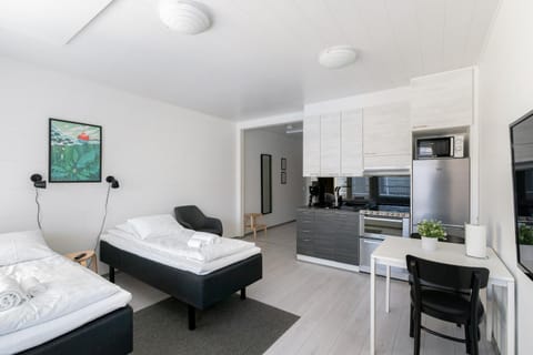 Dining area, kitchen