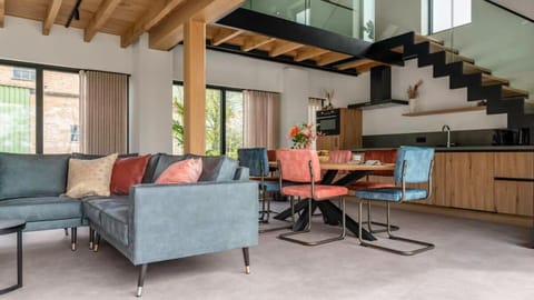 Hello Zeeland - Vakantiewoning Hoeve De Lente House in Zeeland, Netherlands