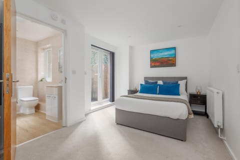 The Hideaway by Grandeur Property Apartment in Poole