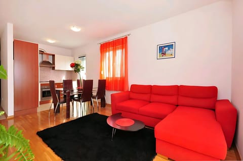 Living room, Dining area, Dinner