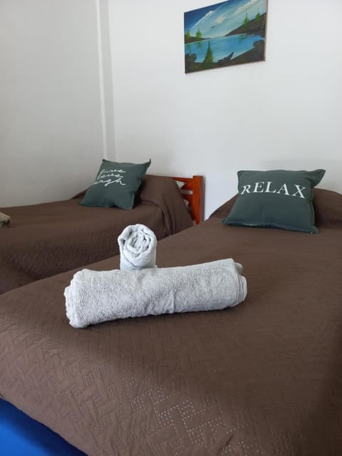 Bedroom, towels