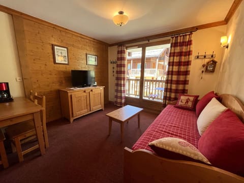 Appartement à Lanslebourg-Val Cenis, résidence Les Alpages, 4 pers, piscine, sauna, parking inclus - FR-1-508-286 Apartment in Piedmont